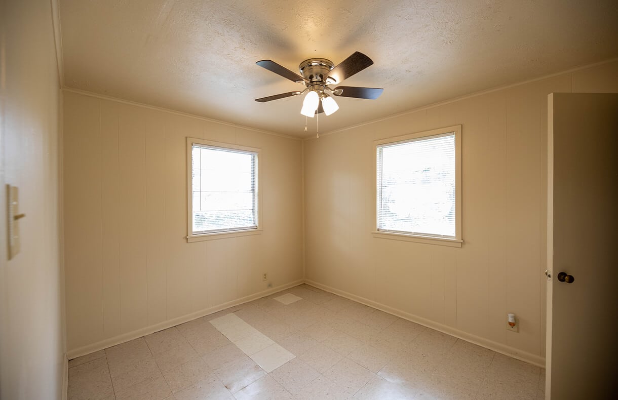 1210-14th-Bredroom2