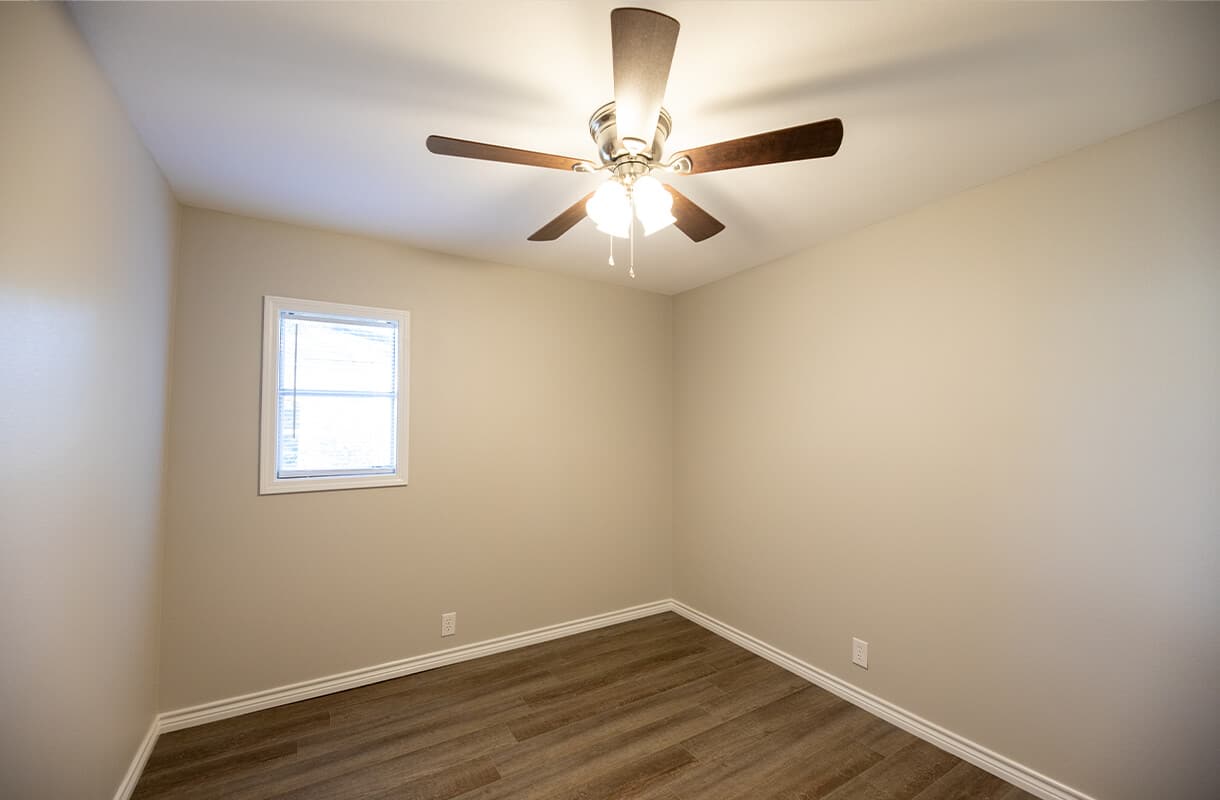 1716-17TH-STREET-BEDROOM1