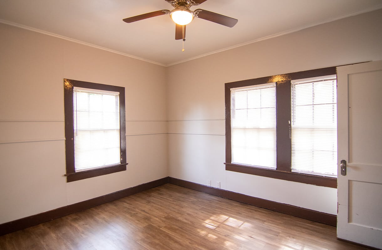 2205-Stanton-Street-bedroom1