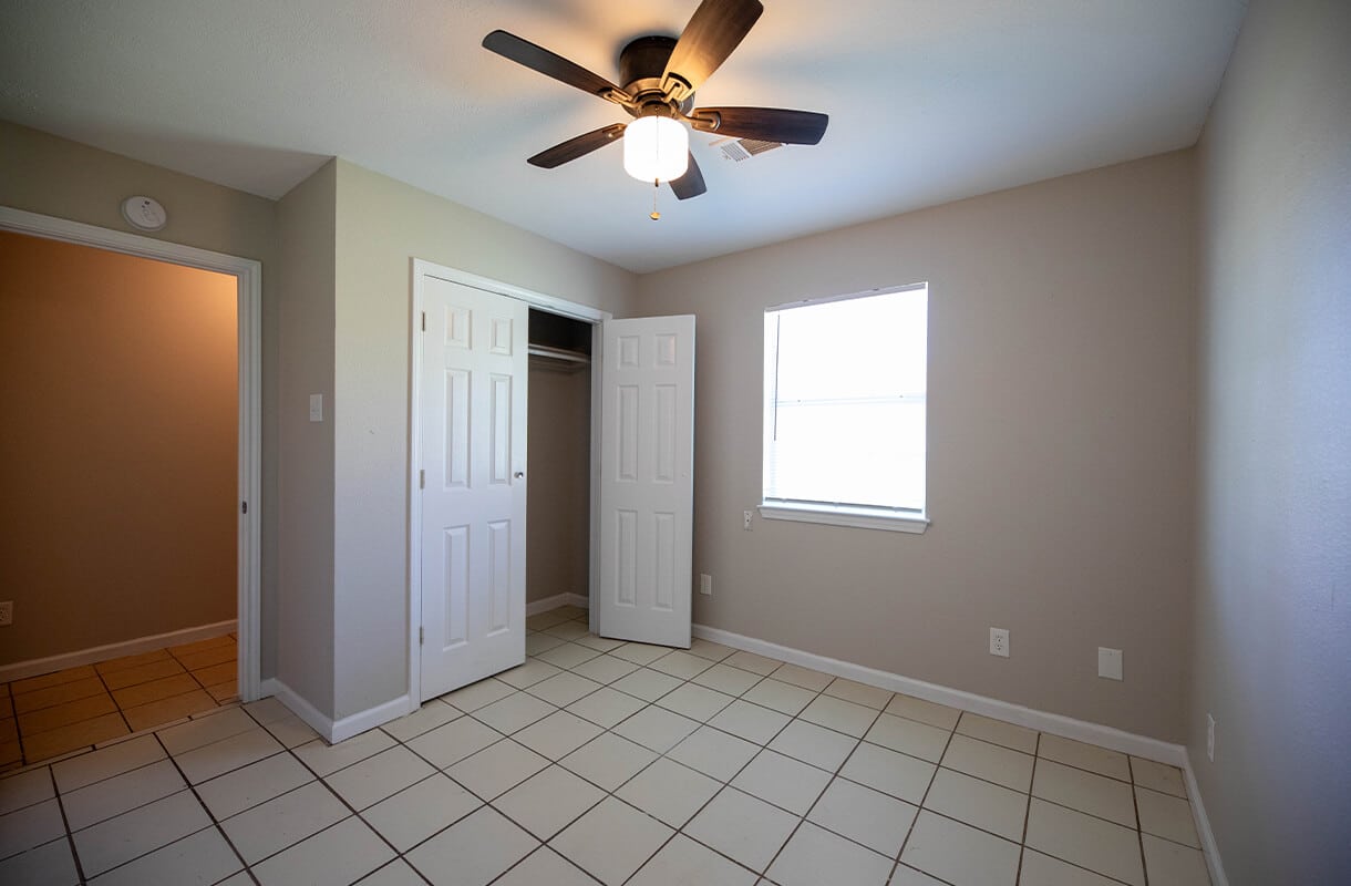 883A-SISTRUNK-bedroom2