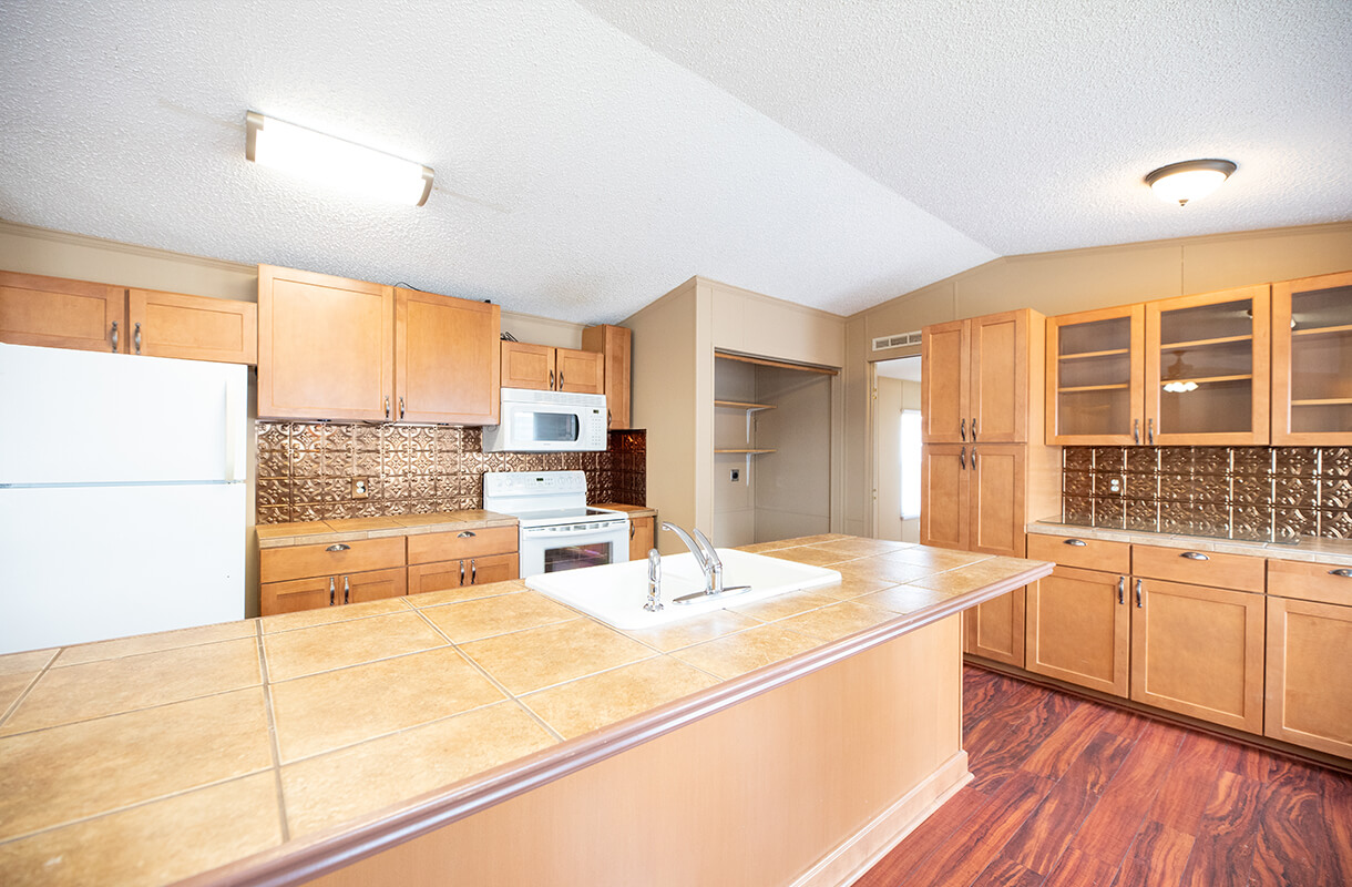 2141-Country-Club-Road-50-kitchen