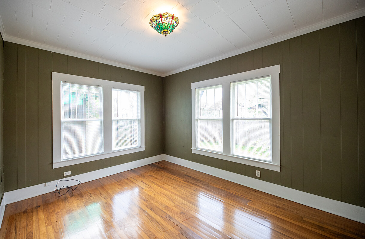 1010-11TH-STREET-bedroom1