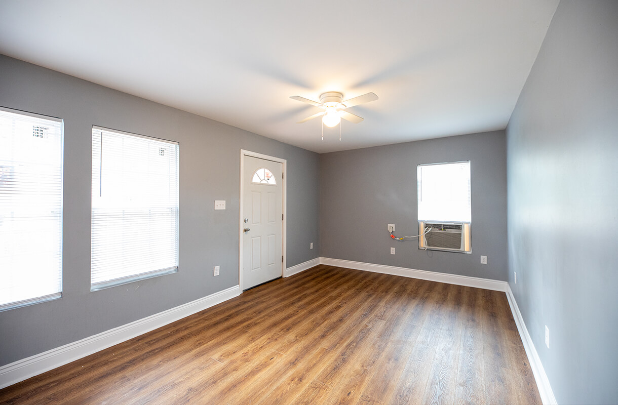 2301-LILLY-STREET-living