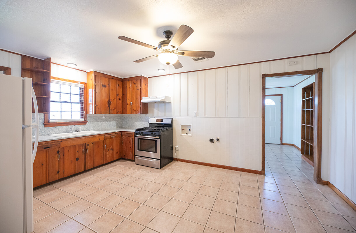 803B- CAMELIA-STREET-kitchen-alt