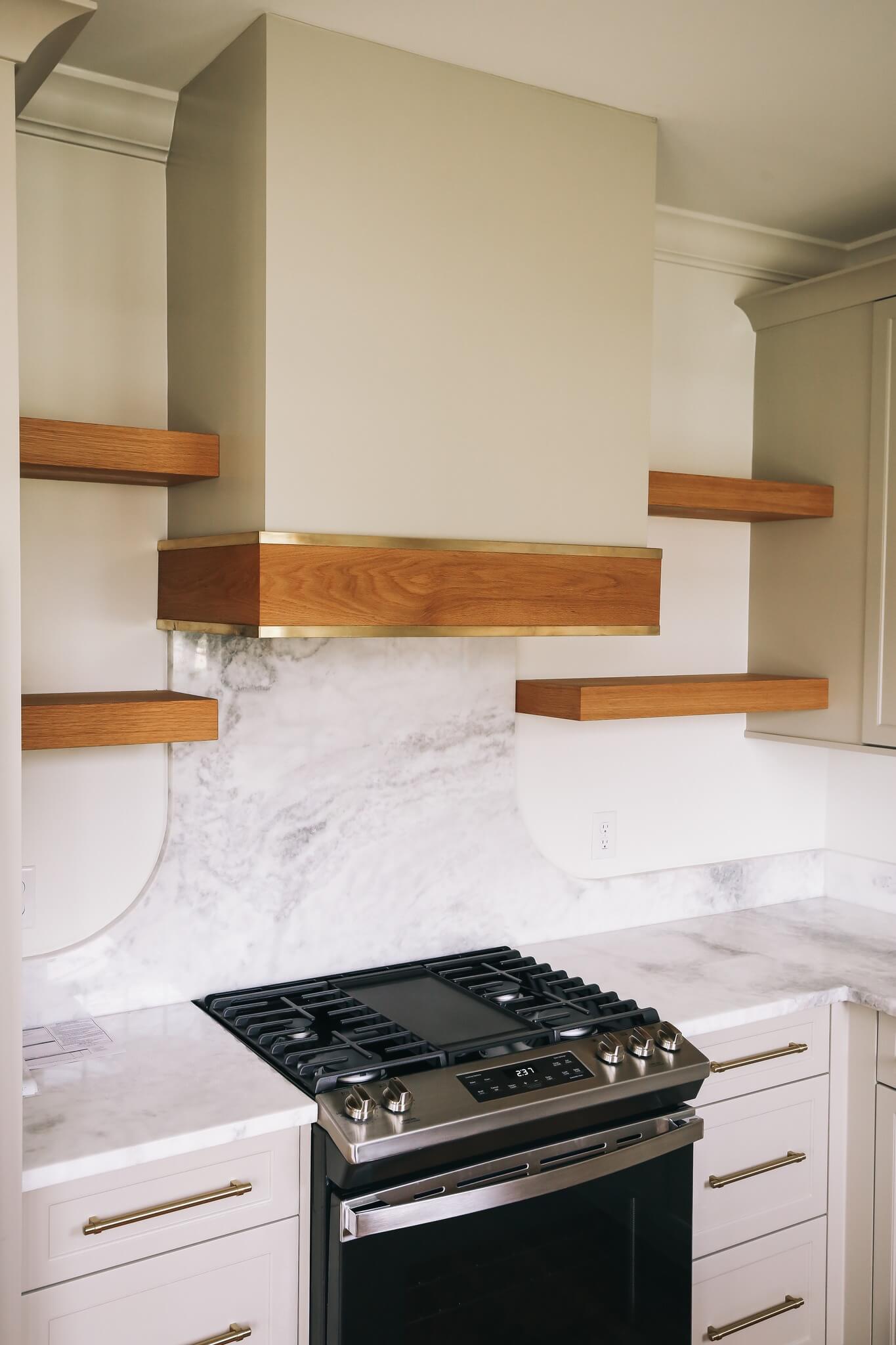 907-Iris-Street-Kitchen-2