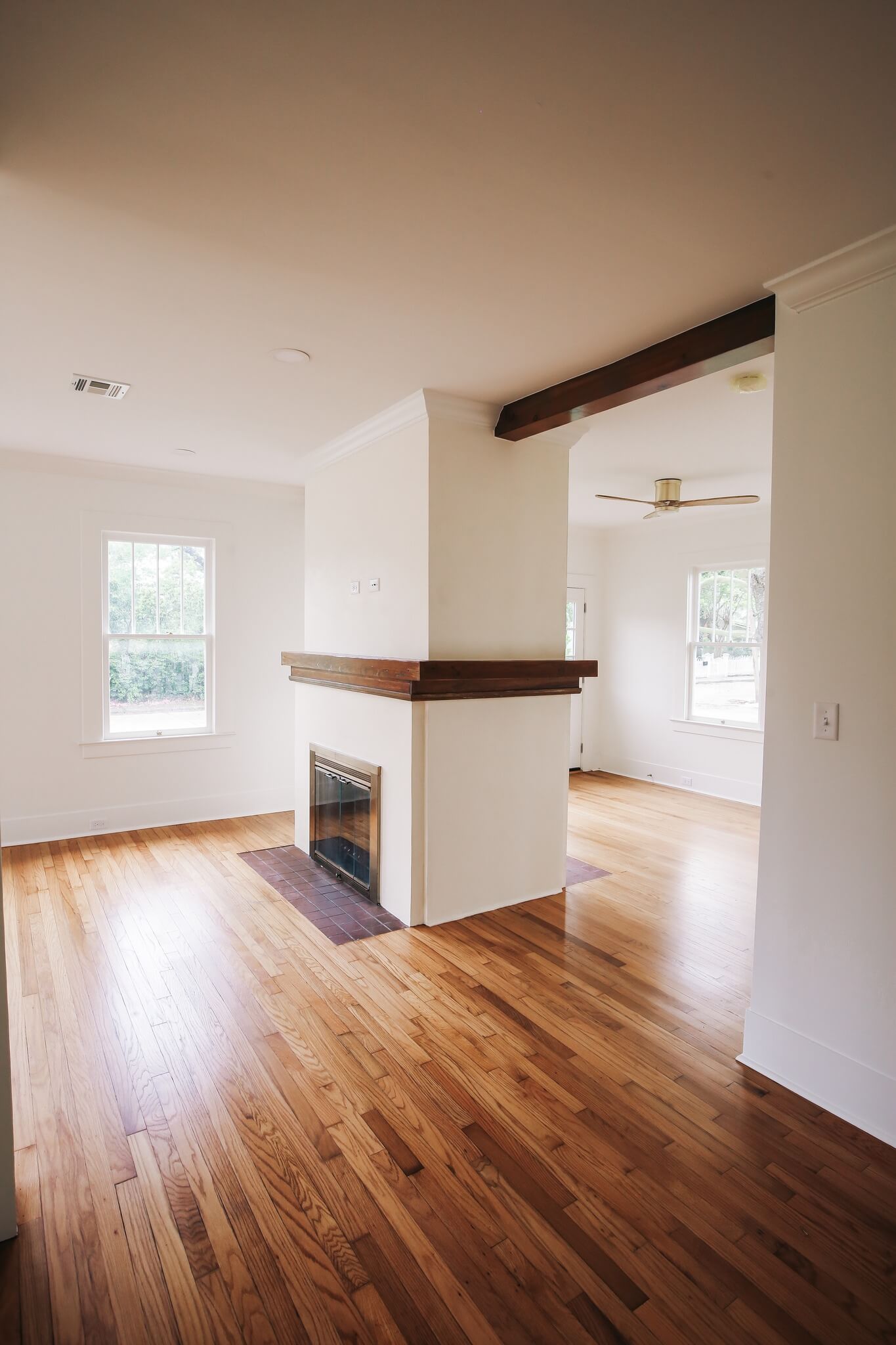 907-Iris-Street-fireplace