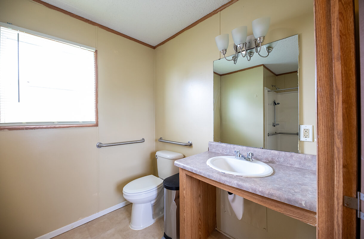 1887-ARSENE-23-bathroom