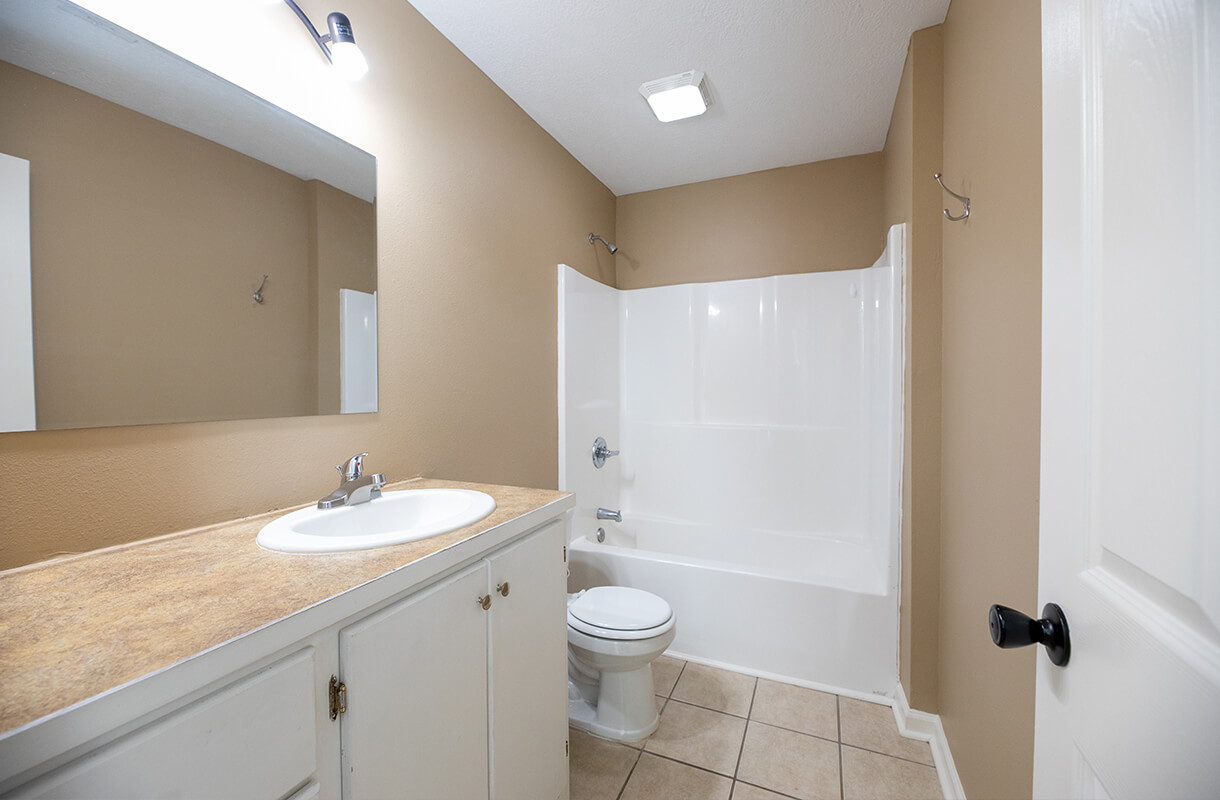 314A-FONTENOT-bathroom1