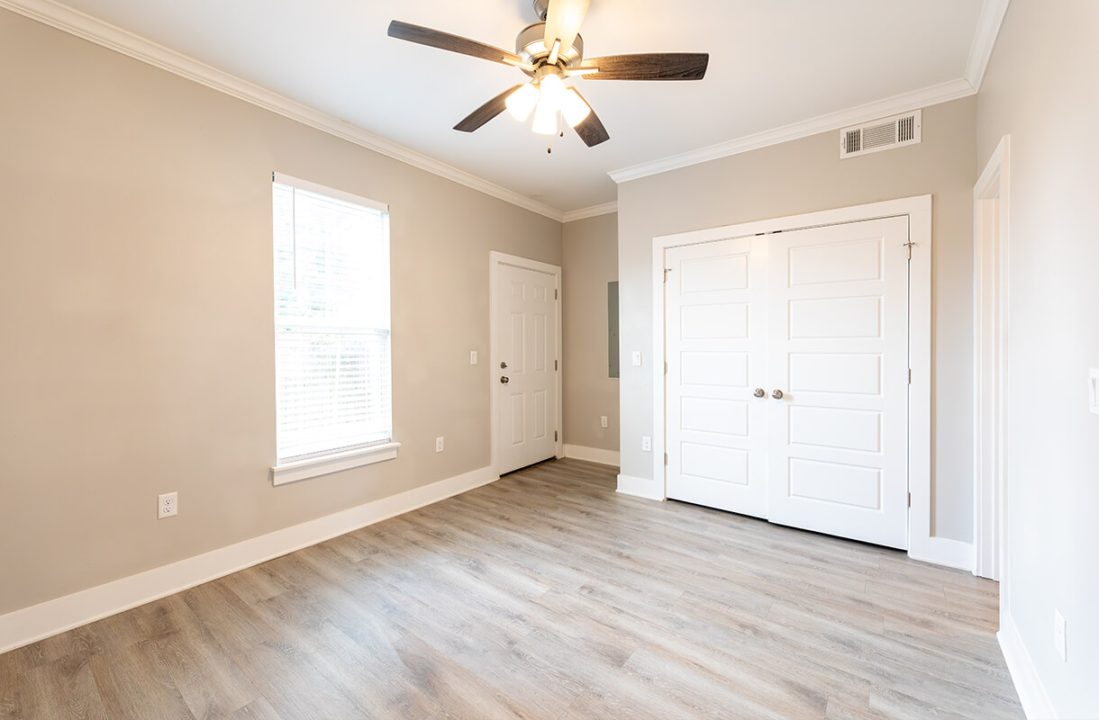 4320-LOUISIANA-AVE-Unit-20-bedroom1