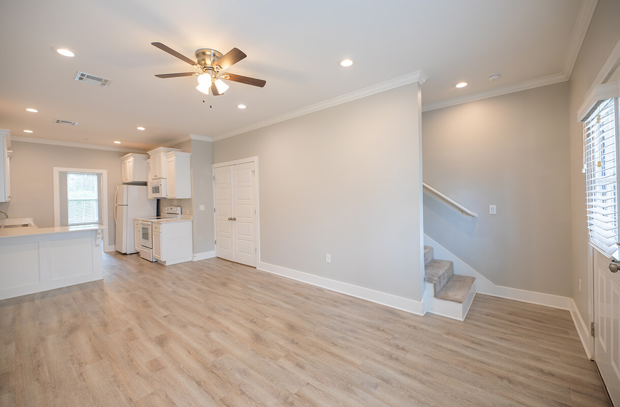 4320-LOUISIANA-AVE-Unit-20-living-kitchen