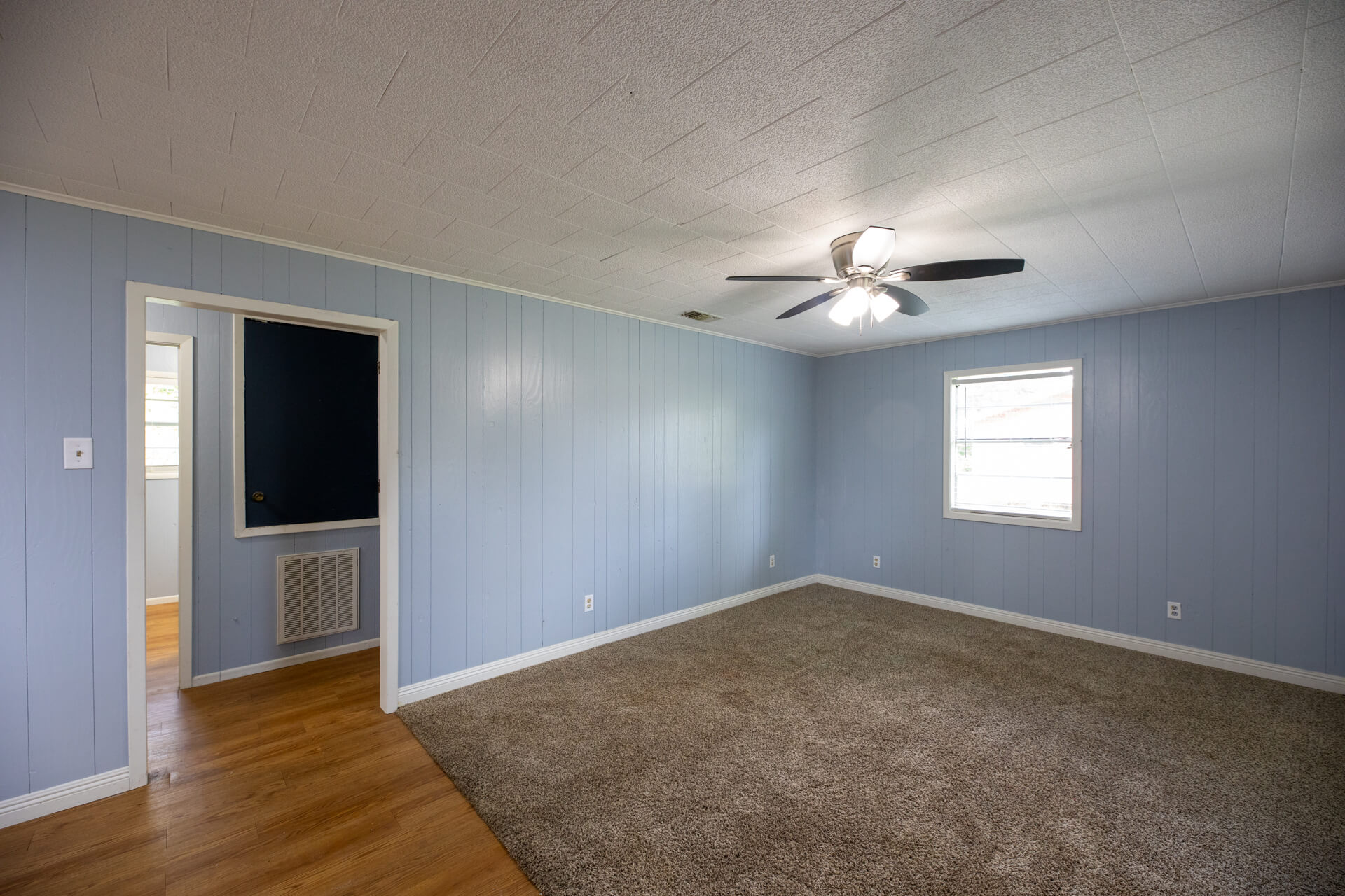 1280-SISTRUNK-UNIT-1-living