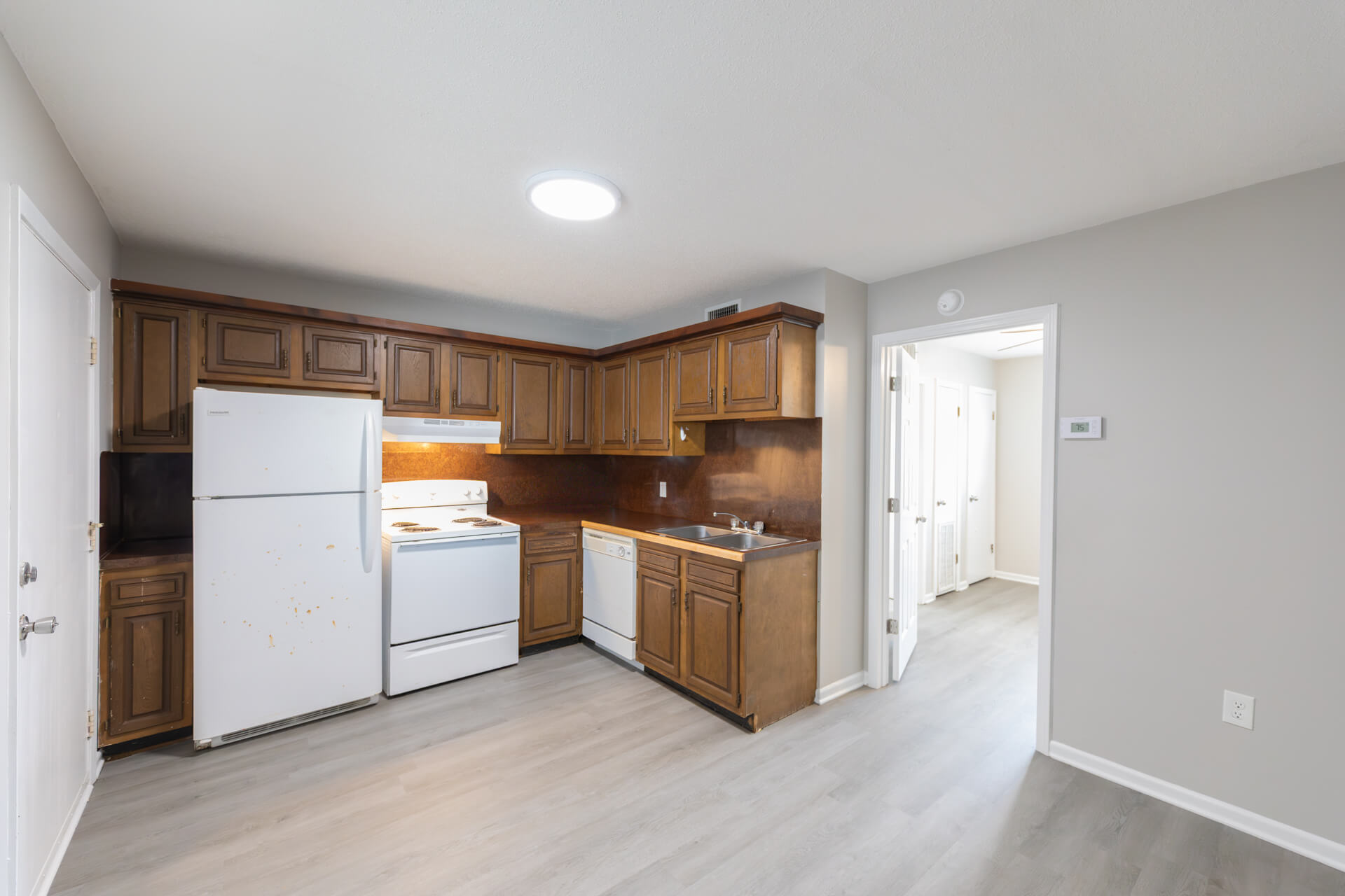 104-W-10TH-STREET-living-kitchen